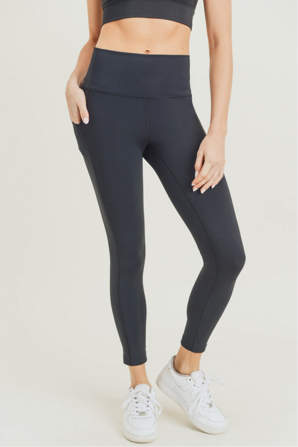 Black Leggings with pockets