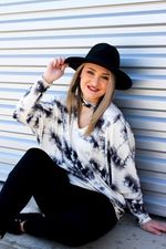 Key Hole Sweater